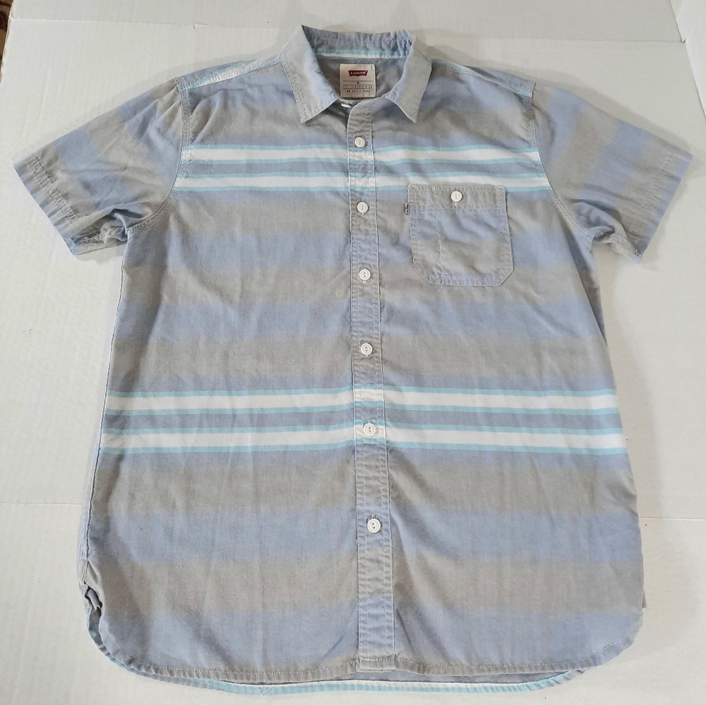 Levi's Short Sleeve Button Down Shirt
